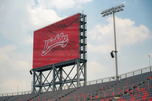 Location d'écrans géants : dynamisez votre événement sportif !